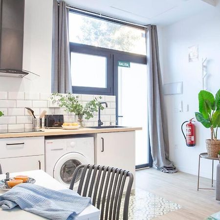 Al5 Seaside Bliss-Stylish Loft Steps From Malvarrosa 瓦伦西亚 外观 照片